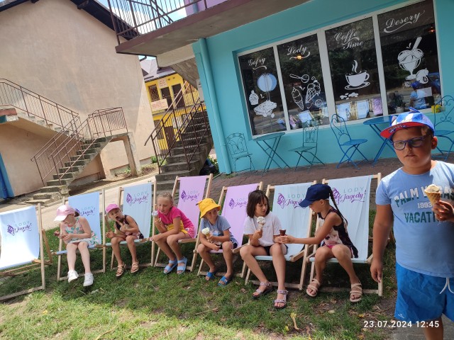 Lody u Jagody - Wakacje 2024 - ŚWIETLICA ŚRODOWISKOWA W LIBIĄŻU