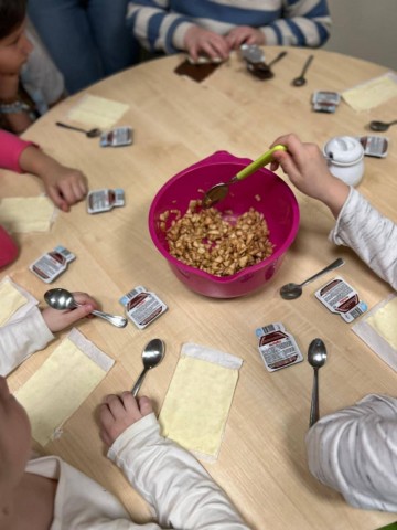 Zajęcia kulinarne- słodkie rogaliki